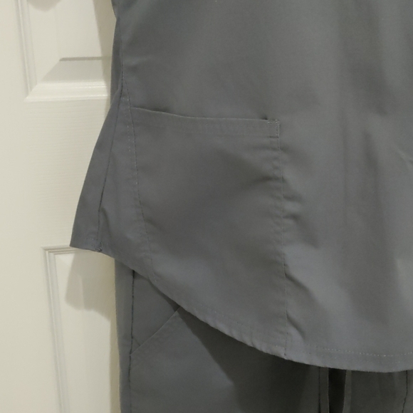 Scrubs Bundle - Picture 3 of 5